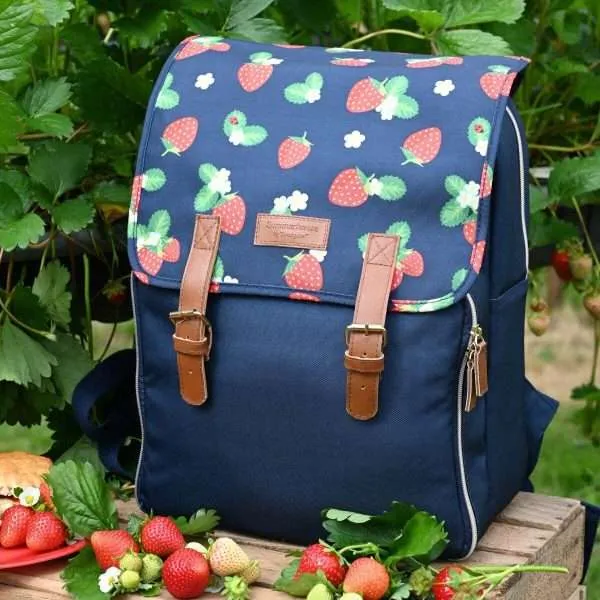 Navigate Strawberries and Cream 4 Person Picnic Backpack - Image 2