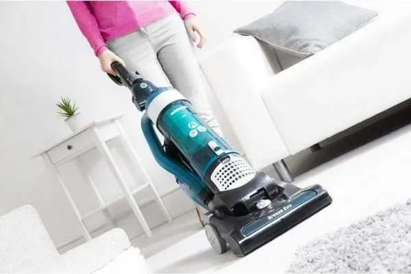 HOOVER Breeze Evo Pe 80d12ffb5f51c8fa71ff684a8fe653cb