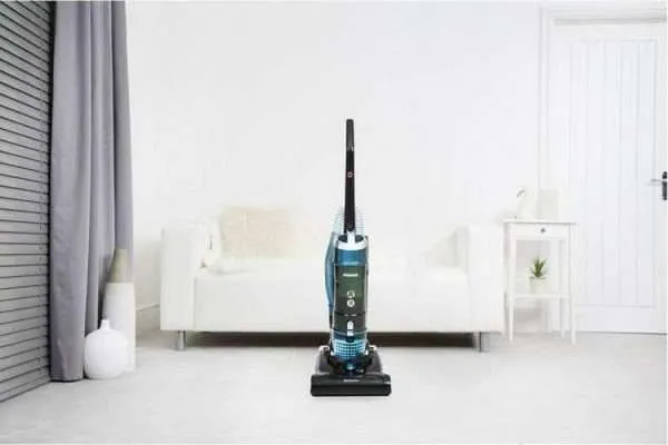 HOOVER Breeze Evo TH 427d543c235597c70c58bfd5b7349768