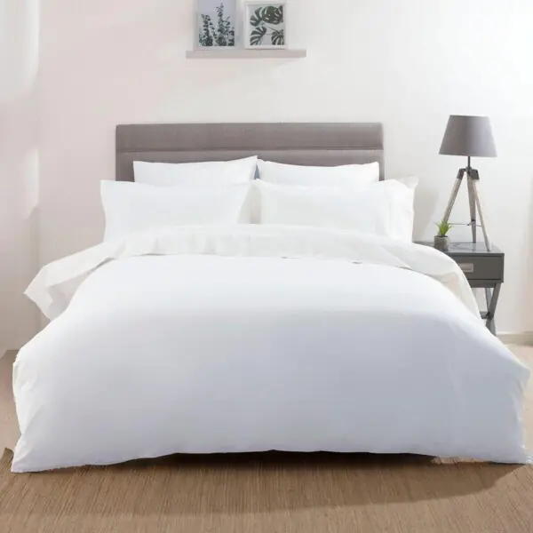 Belledorm 600 Thread Count Cotton White Duvet Cover in 3 Sizes