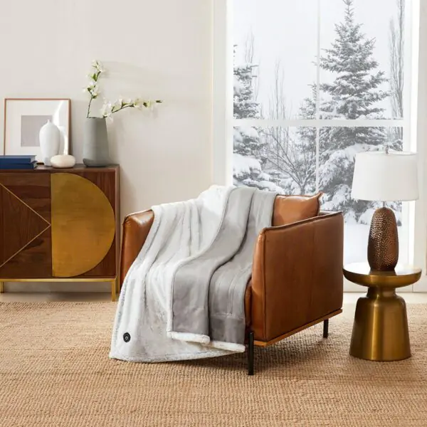 Berkshire Life Heated Throw, 127 x 152 cm, in 3 Colours