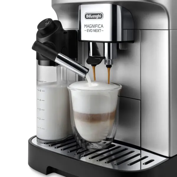 De'Longhi Magnifica Bean To Cup Coffee Machine ECAM310.80.SB - Image 6