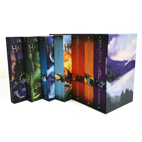 Harry Potter The Complete Collection 7 Book Box Set (7+ Years) - Image 4