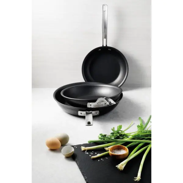 Kirkland Signature Frying Pans, 3 Piece Set - Image 2