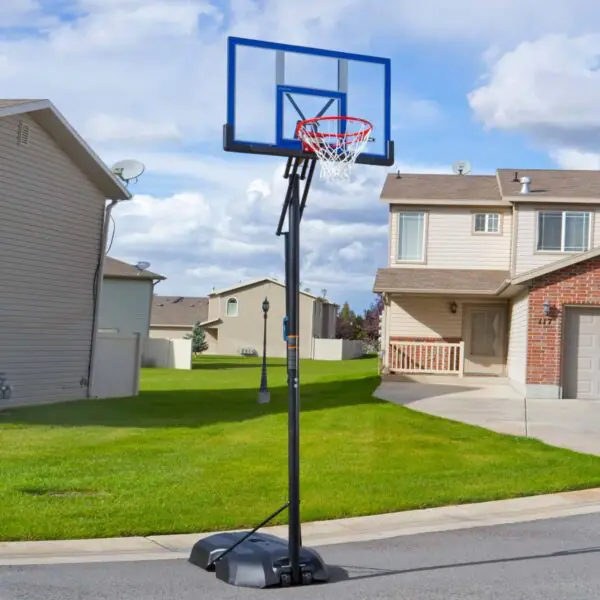 Lifetime 48 Inch (121cm) Portable Basketball Hoop - Image 4