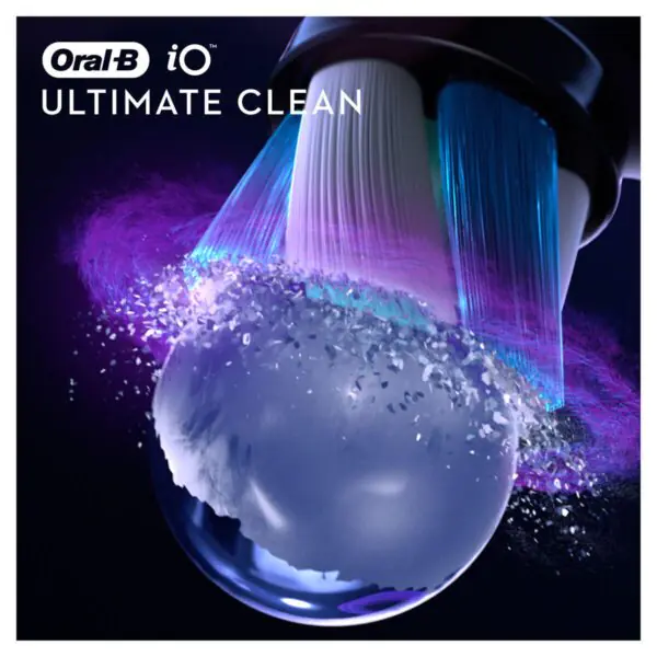 Oral B iO Ultimate Clean Brush Heads in Black 4 Pack - Image 4