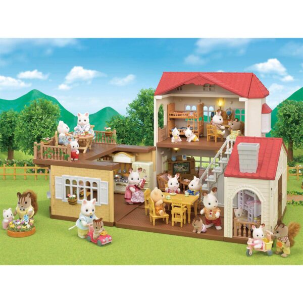 Sylvanian Families Red Roof Country Home Gift Set (3+ Years) - Image 3