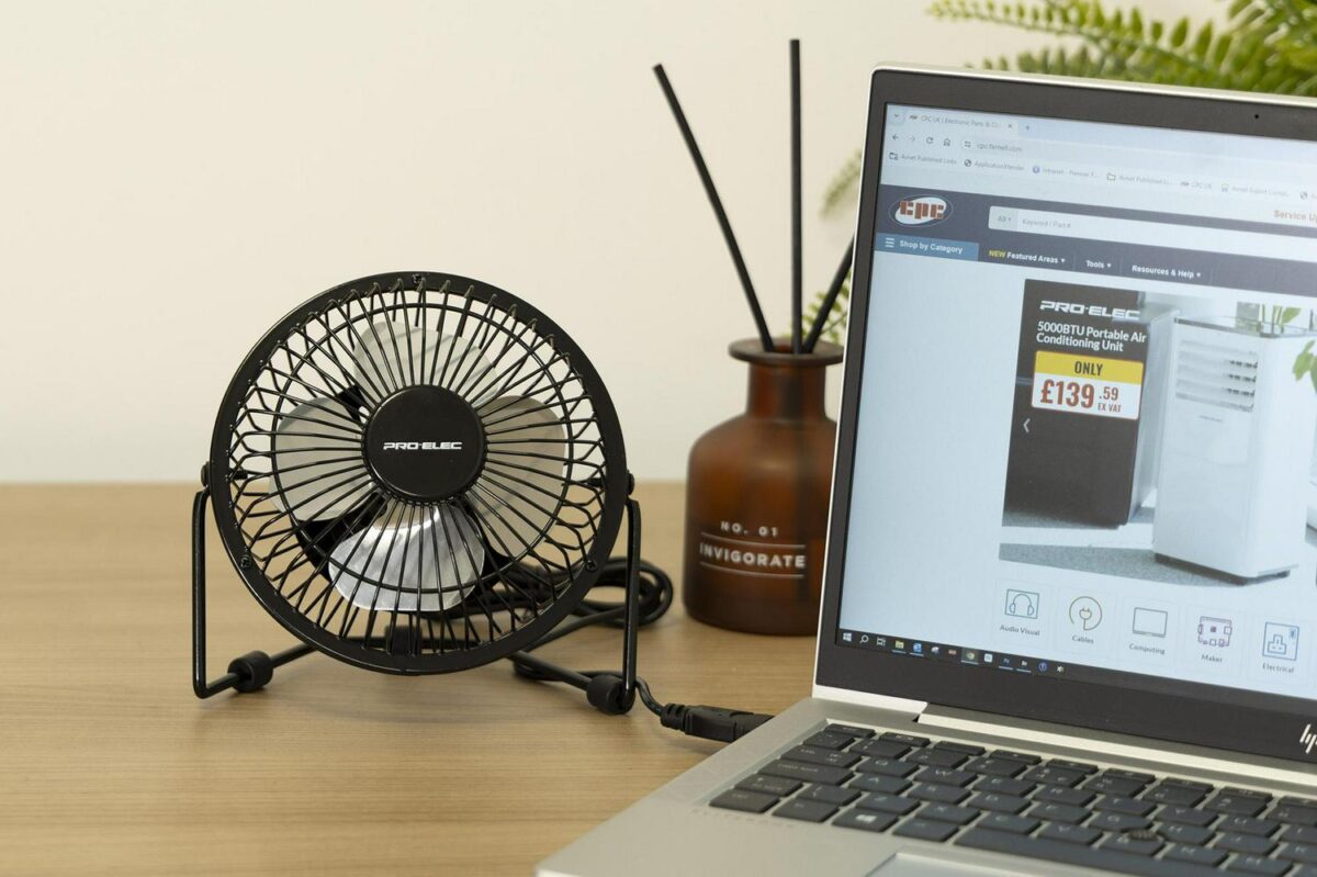4 Mini USB Desk Fan 91ee6f16a6cf28d4946b2f11d8e7a84e