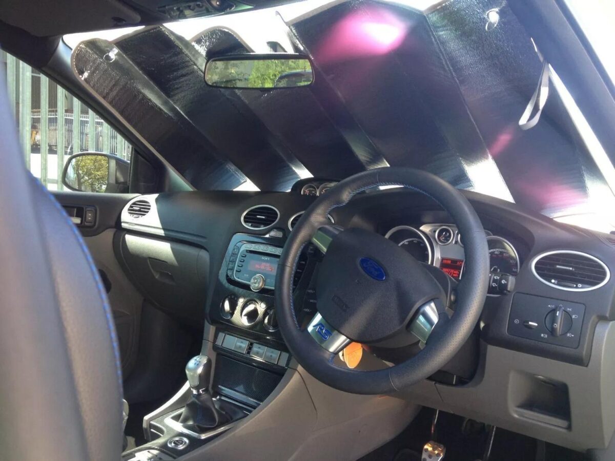 Car Front Windscreen 48d2cc4638c44a3de2b81daa2e5261b7