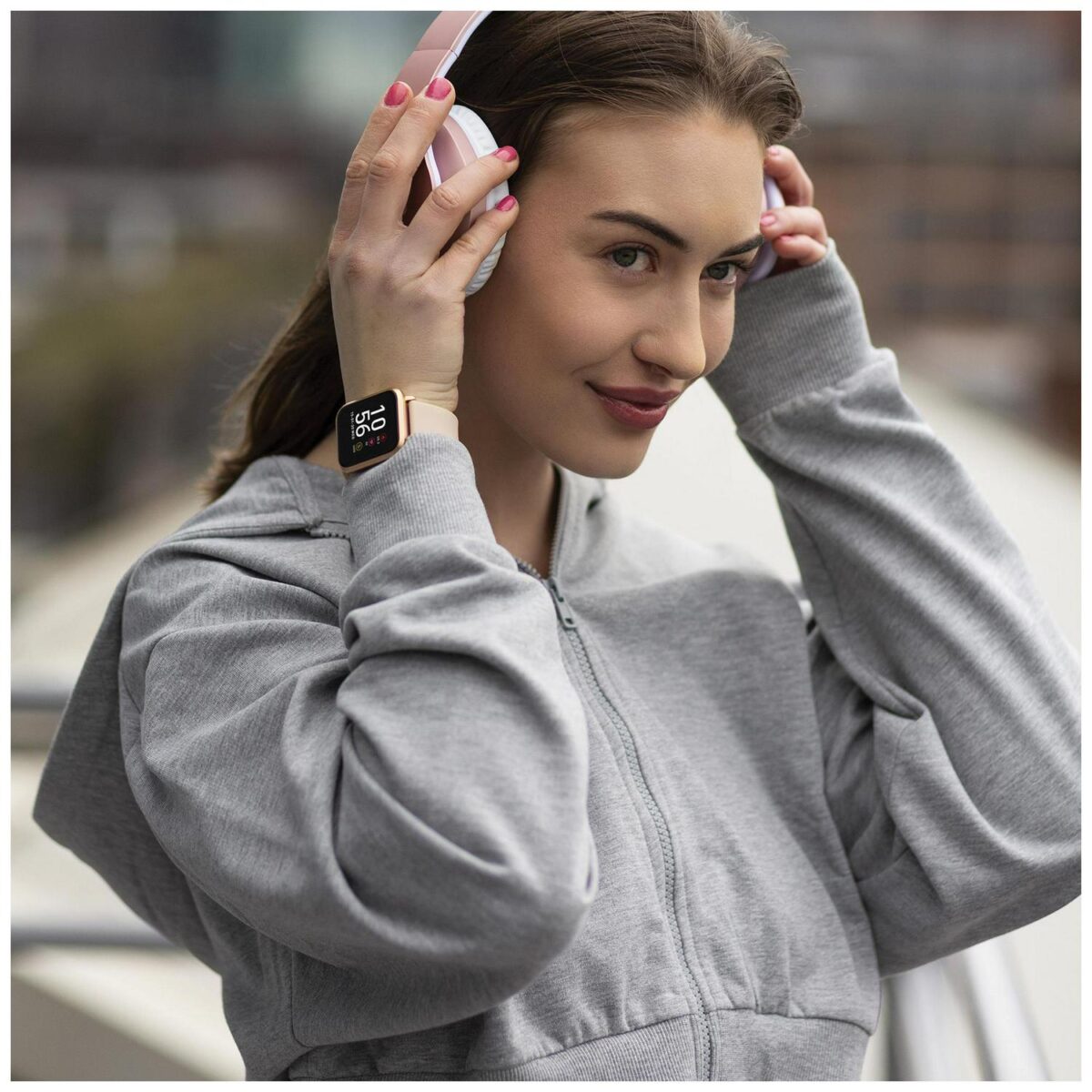 Series 6 Smart Watch 9a80a0994bd5a7a9c4ed9fc70bab786a